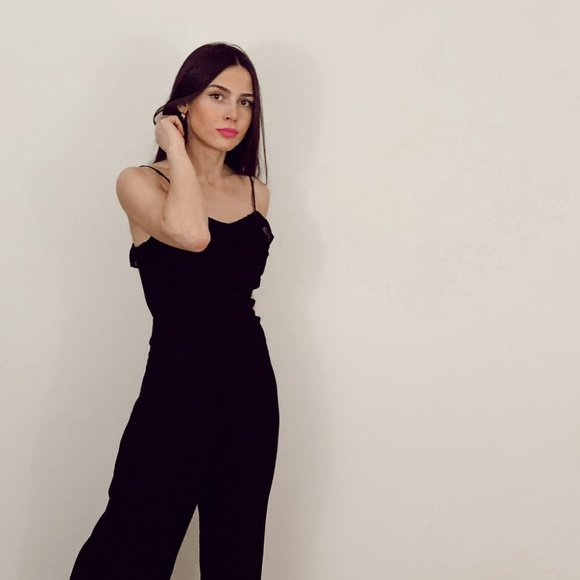 Reformation Pants - reformation yvonne frill jumpsuit